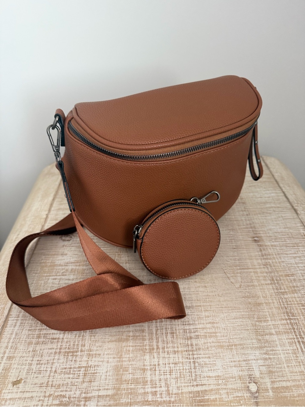 Women's Crossbody Bag with Coin Pouch - Brown